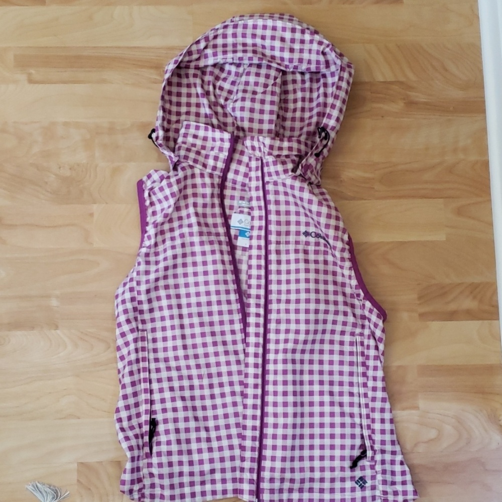 Gingham Columbia Vest